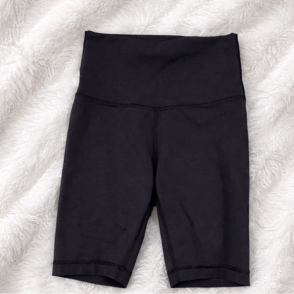 Lululemon Black High-Rise Shorts | Size 4 | Like New